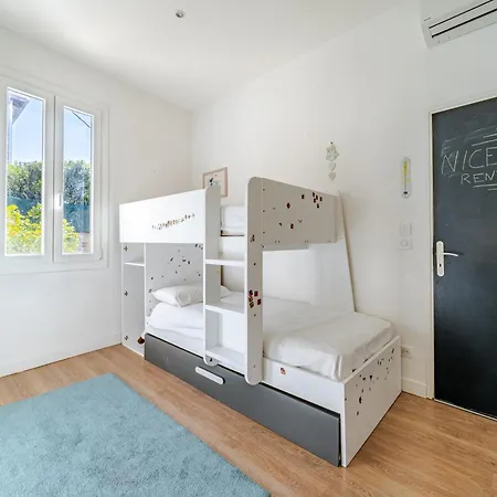 Cosy 4 Pieces Clim Terrasse Jacuzzi Apartment *