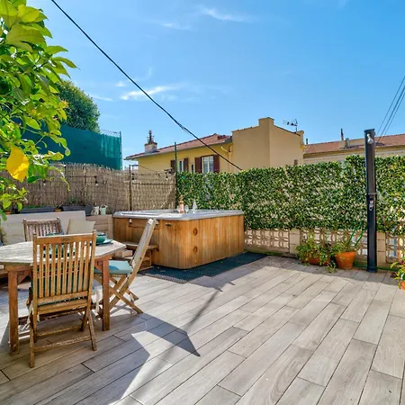 Apartment Cosy 4 Pieces Clim Terrasse Jacuzzi *